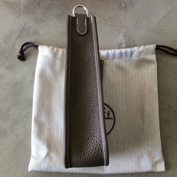 ❤️ SOLD DIRECT! New Hermès Evelyn TPM in Etoupe - Picture 9 of 14